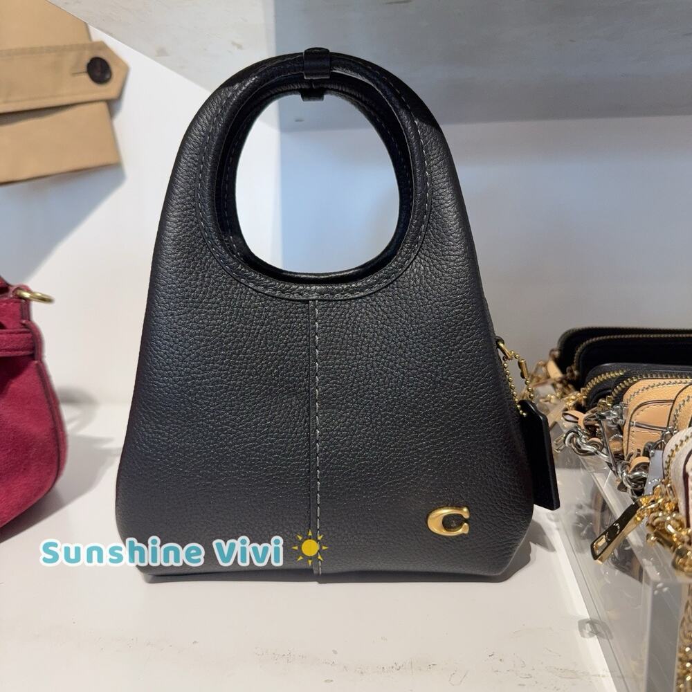 NWT Coach Lana Shoulder Bag 19 Handbag Polished Leather brass/Black ccy32